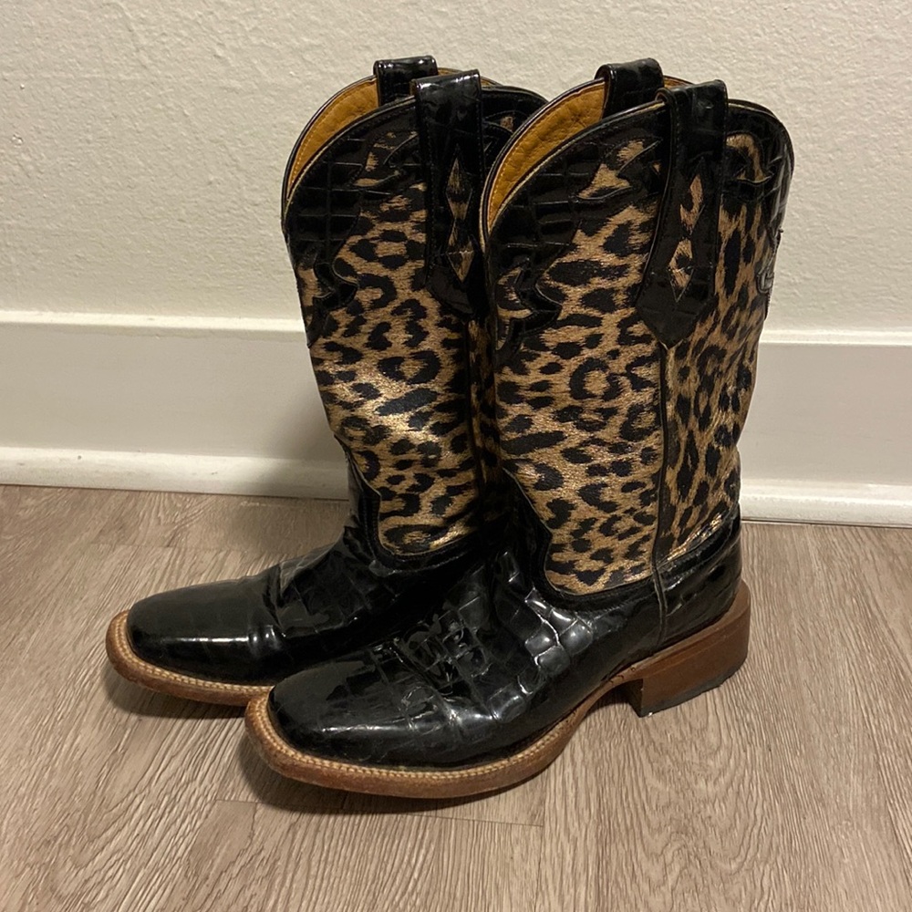 Johnny Ringo black and leopard square toe boots